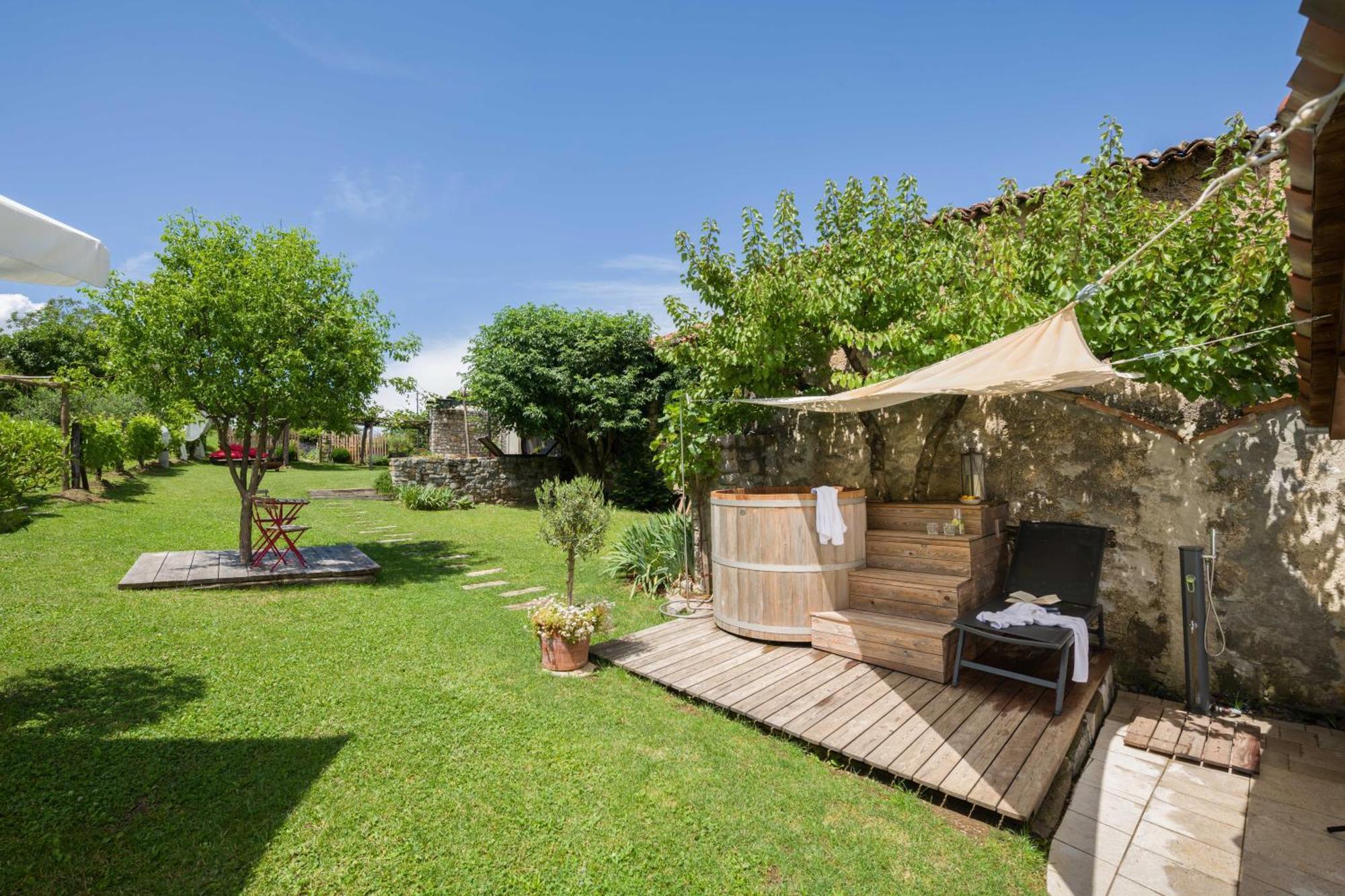 Villa Artes With Free Hot Tub & Sauna Branik Eksteriør bilde